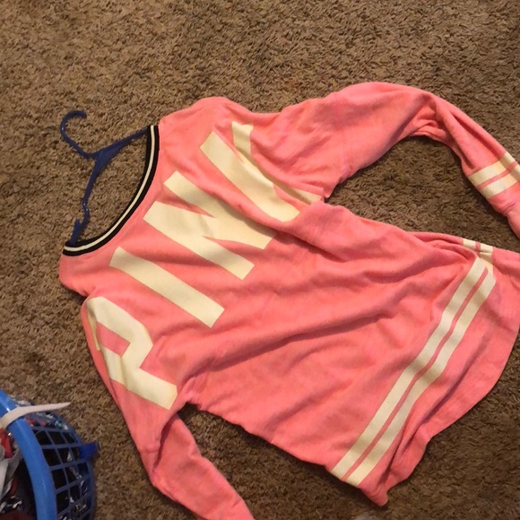 Pink sweater - Picture 2 of 2